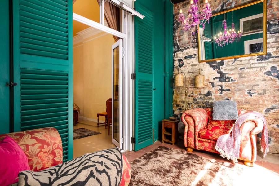 5 Bedroom Property for Sale in Gardens Western Cape